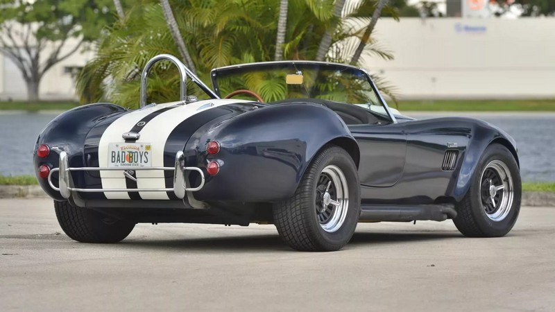 Akár Te is megvásárolhatod a Shelby Cobra replikát az eredeti Bad Boys filmből (13)